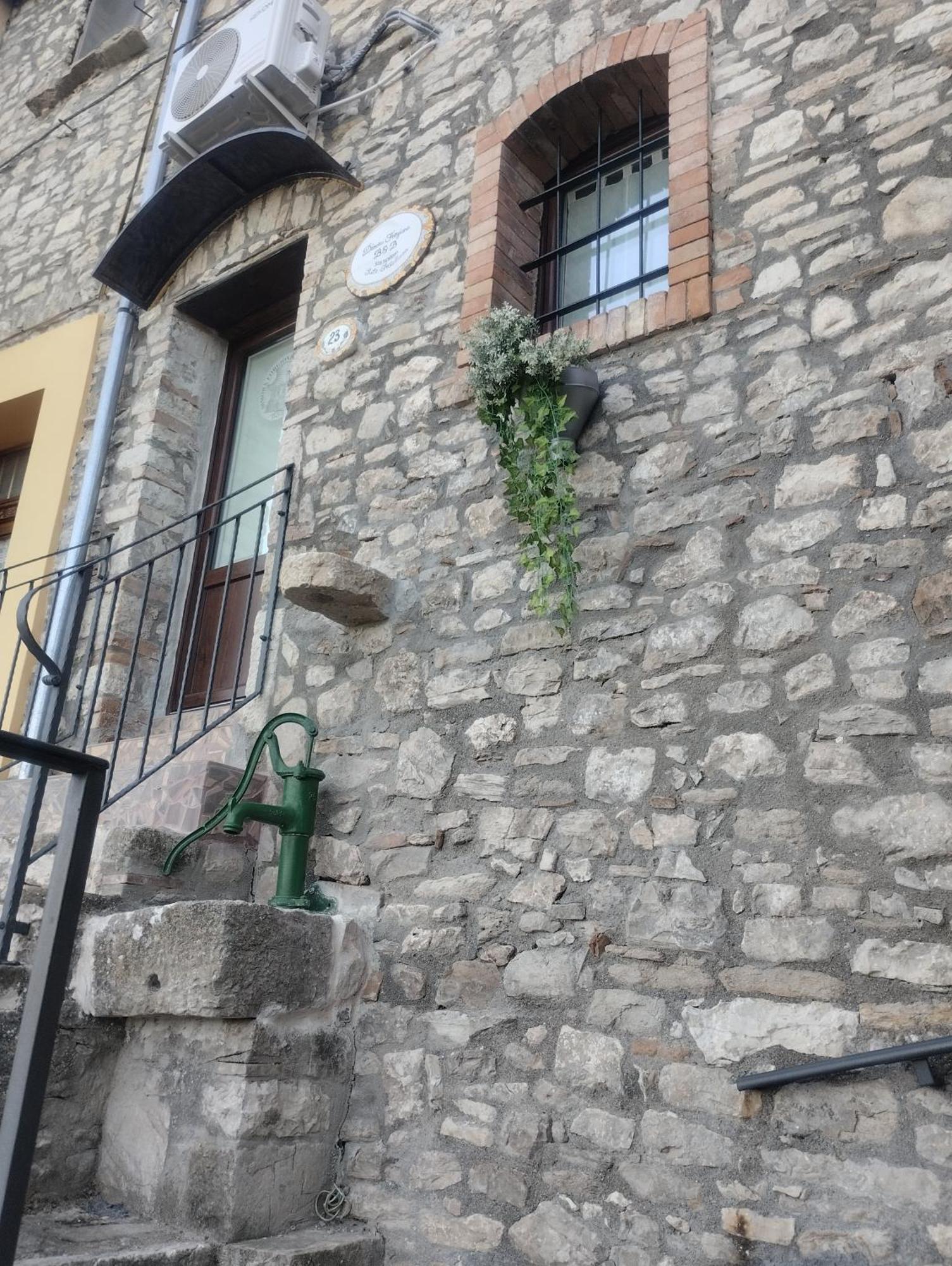 Dimora Forgione B&B - Pietrelcina Eksteriør bilde